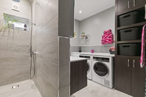 Photo 17- click for photo gallery